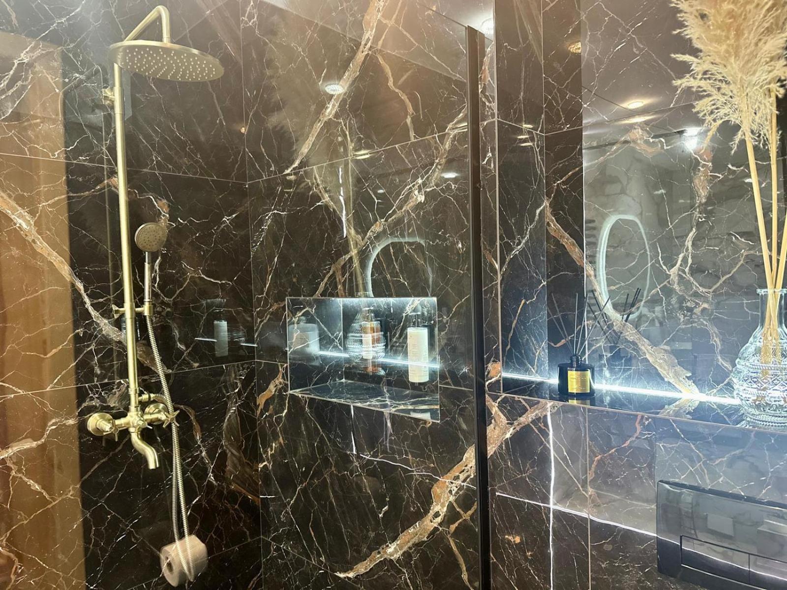 Apartament Widokowy Z Jacuzzi I Sauna Na Wylacznosc - Sikorowka - Dobre Miejsce فيسلا المظهر الخارجي الصورة